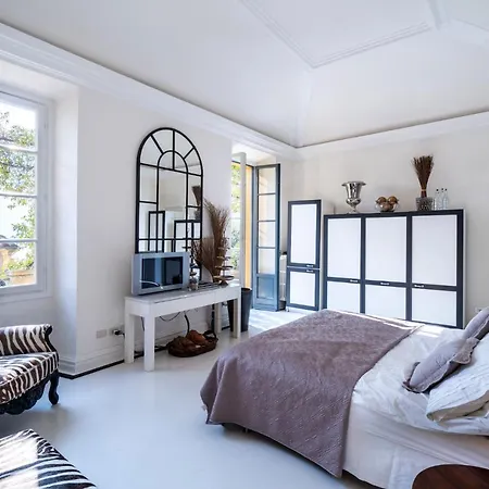 Casa Brentano Como